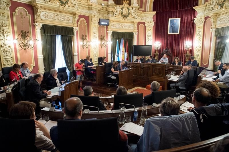 Celebración de un pleno del Concello de Ourense (ÓSCAR PINAL)