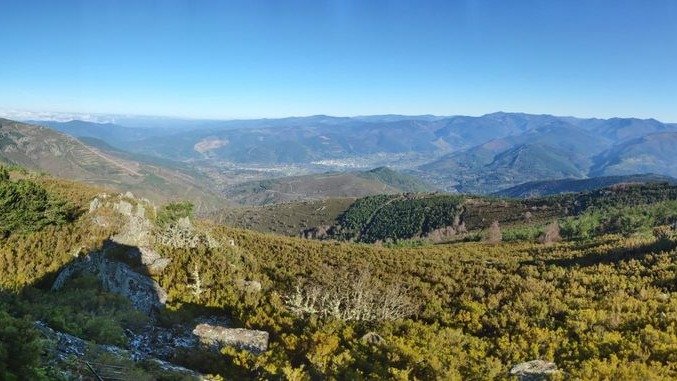 Vista del Alto do Cerengo, donde San Xoán de Río y Ribas de Sil pretenden construir un mirador.