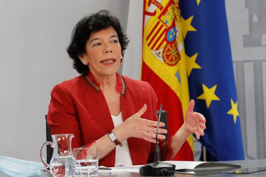 La ministra de Educación, Isabel Celáa (EFE).