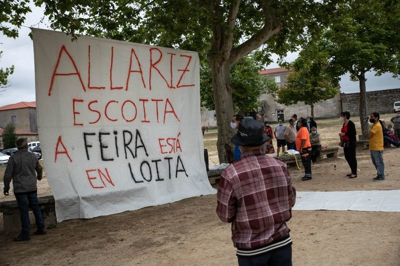 Protesta de los feriantes en Allariz (ÓSCAR PINAL).