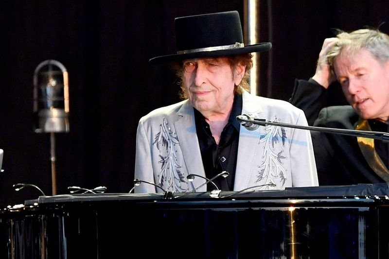 El cantante estadounidense, Bob Dylan, en uno de los últimos conciertos que ofrecía en Hyde Park, en Londres.