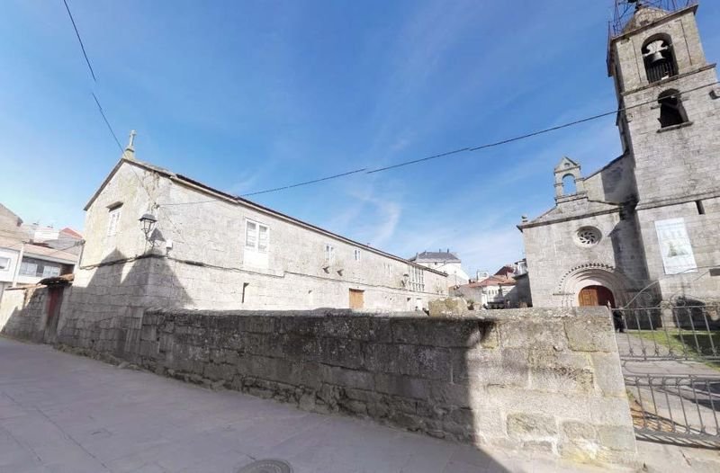 La casa rectoral de Santa Mariña de Xinzo de Limia se beneficiará de mejoras en su fachada.