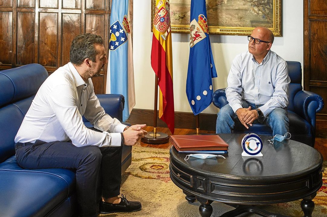 Fernando Suárez y Manuel  Baltar se reunieron en el Pazo Provincial.