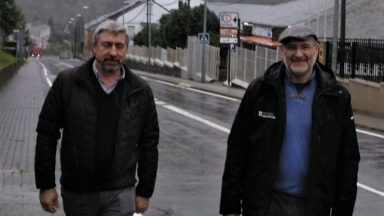 José Antonio Alfonso y Secundino Fernández en la travesía de Viana do Bolo.