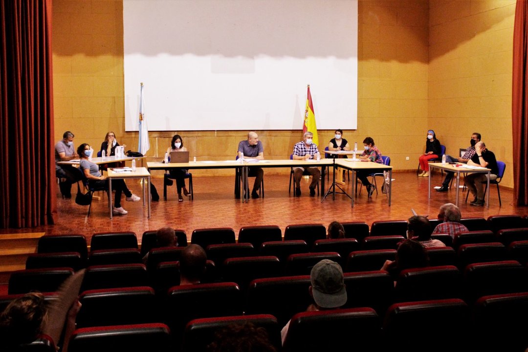 El pleno del pasado 30 de julio, en el que dos ediles del PSOE salieron del grupo municipal y se convirtieron en no adscritos.