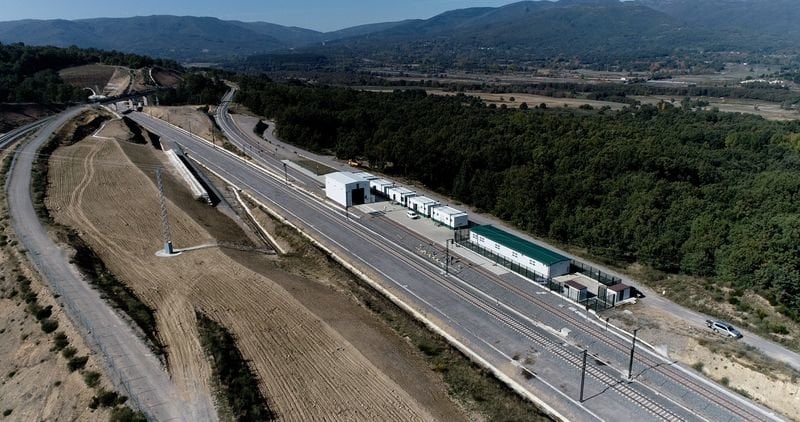 El cambiador de ancho de Pedralba de la Pradería tendrá que esperar, de momento, la llegada de los trenes gallegos