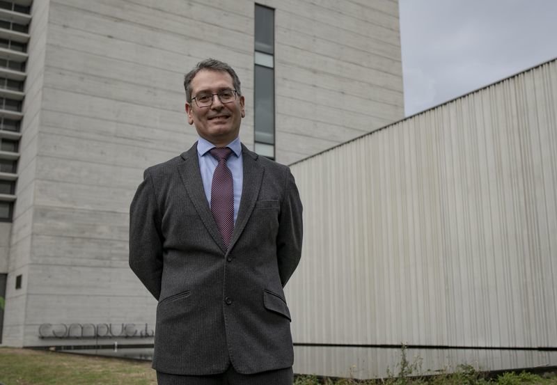 Humberto Michinel, ayer tras la elección como director de Aeronáutica (XESÚS FARIÑAS).