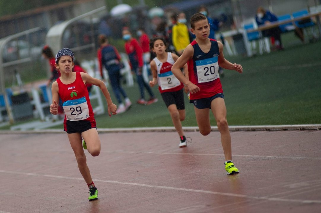 Ourense 24/10/20
Trofeo aurum de atletismo en la pista de atletismo del campus

Fotos Martiño Pinal