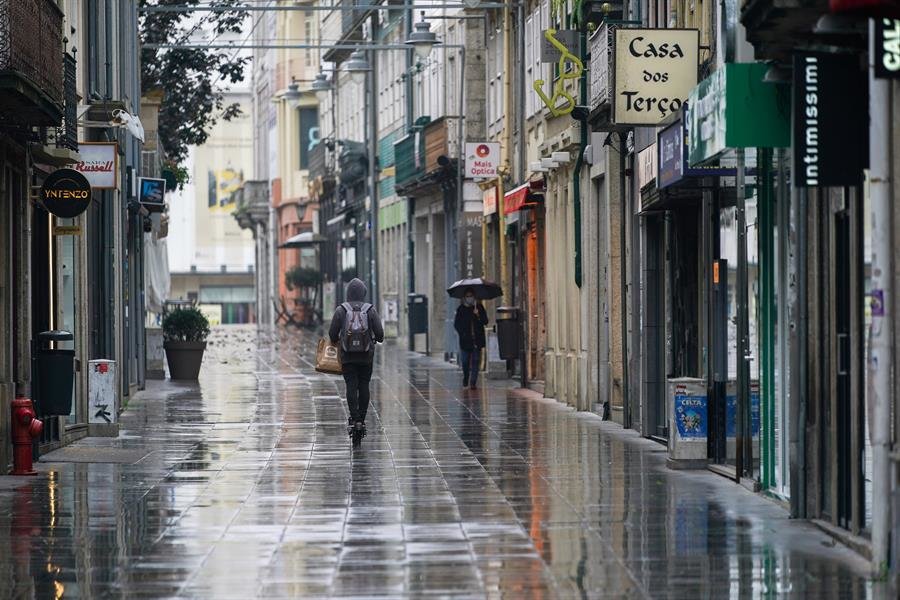 Las calles de Lisboa, casi vacías (EFE).