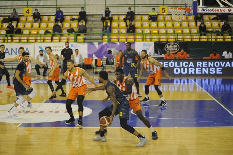 Ourense 21/11/20
Baloncesto COB vs CORUÑA

Fotos Martiño Pinal
