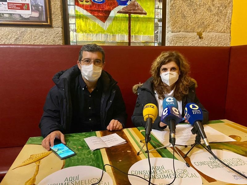 Iago Tabarés y Sofía García, durante la rueda de prensa.