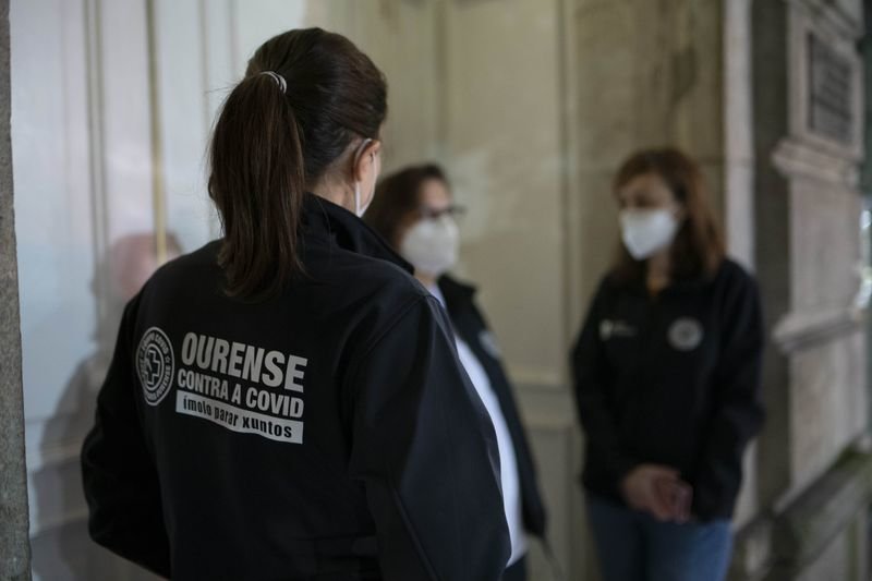 Uno de los equipos de vacunación de Ourense (XESÚS FARIÑAS)