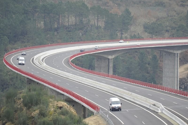 La autovía de Ourense a Santiago mantiene inalterable el peaje a partir de Lalín.