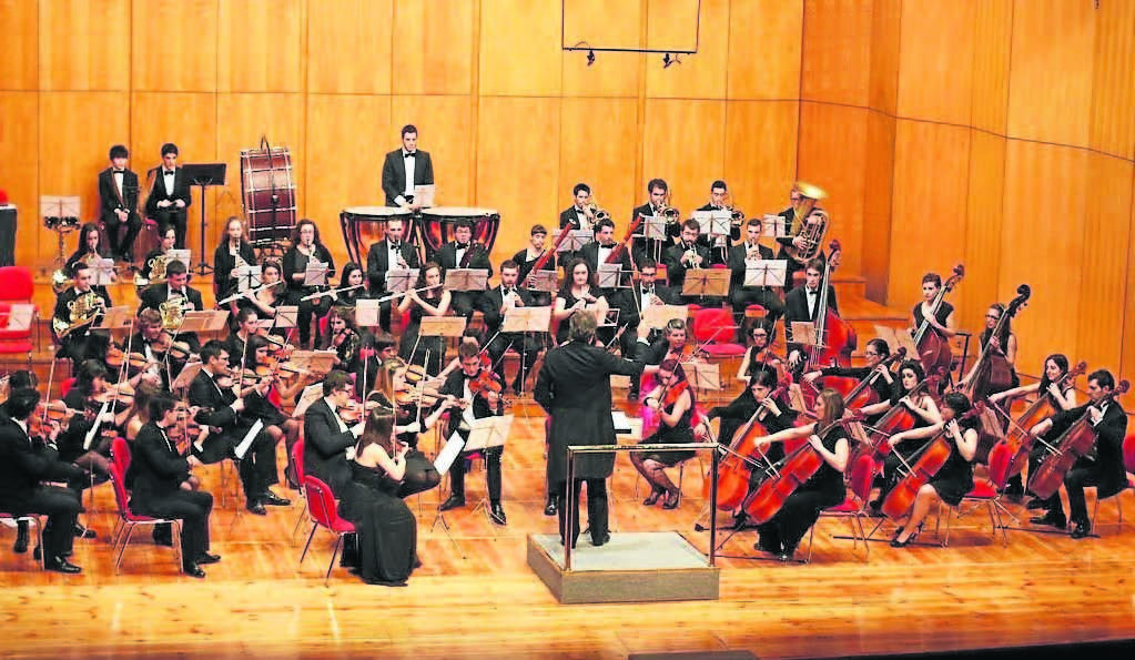 La Orquesta Clásica de Vigo, en acción.
