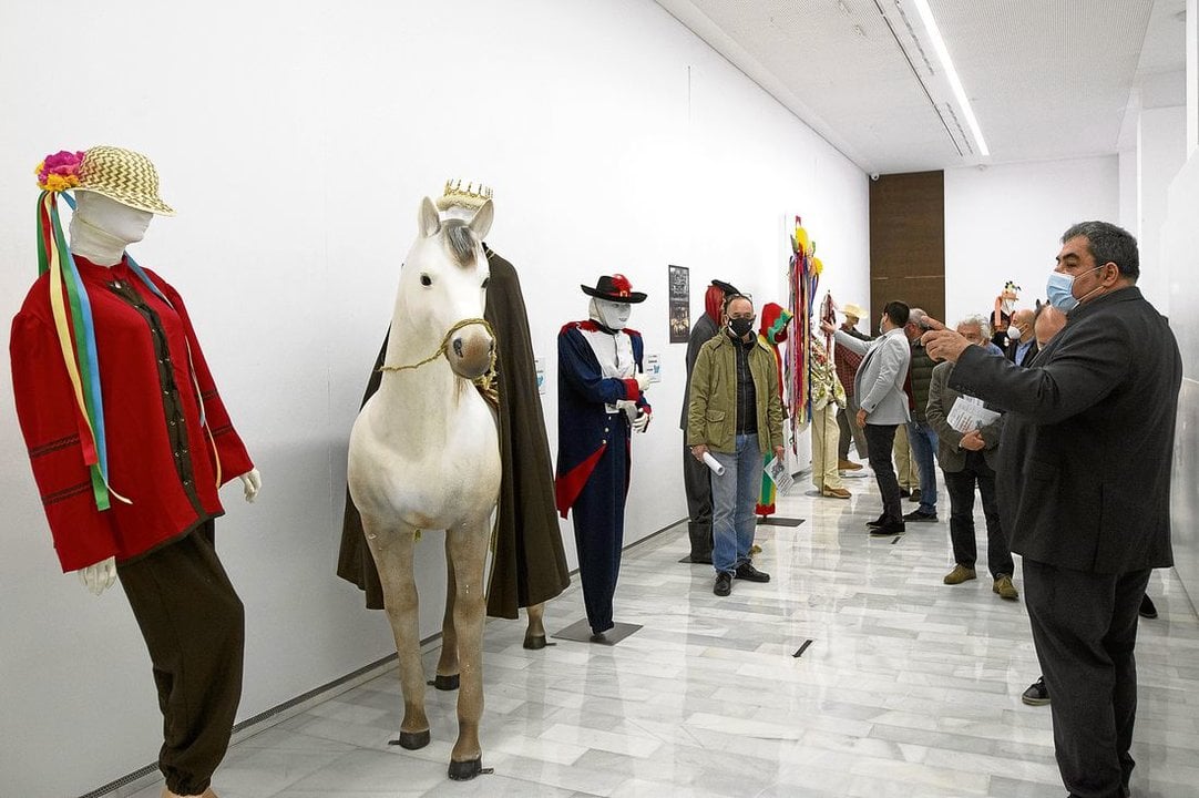 Ourense 17/3/21
Exposición trajes entroido en la sala Ángel Valente

Fotos Martiño Pinal