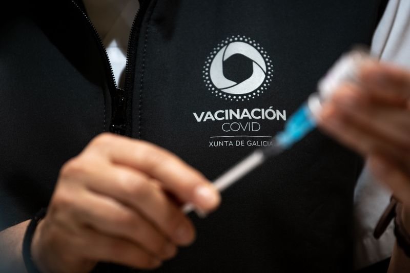 Jornada de vacunación contra el coronavirus en Ourense. FOTO: ÓSCAR PINAL