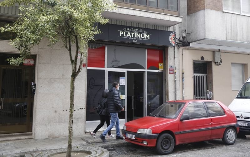Ourense. 10/04/2021. Bar Platinum en la calle Jesús Soria.
Foto: Xesús Fariñas