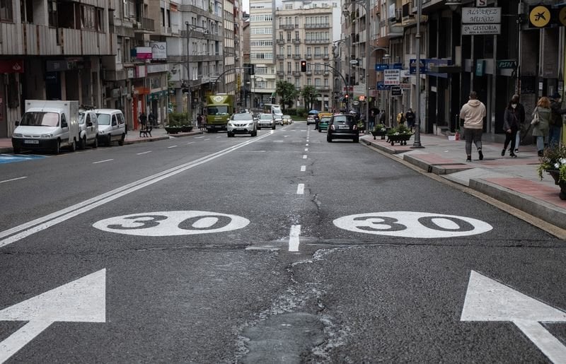 Calles con señalización a 30km/h, Xoan XXIII. Tamar F. Pereira.