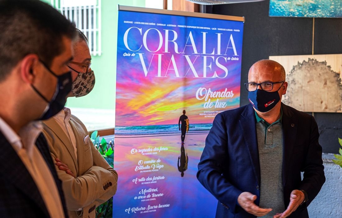 Manuel Baltar, na presentación da revista Coralia Viaxes_resultado