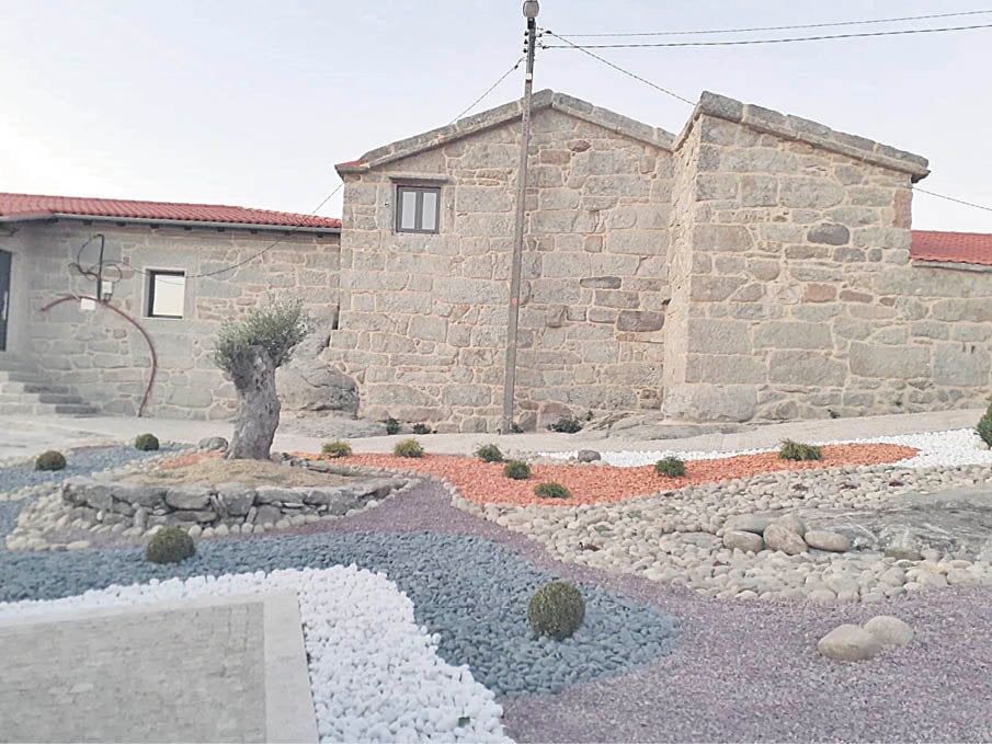 La nueva área rehabilitada en el barrio dos Curros, en Puxedo.