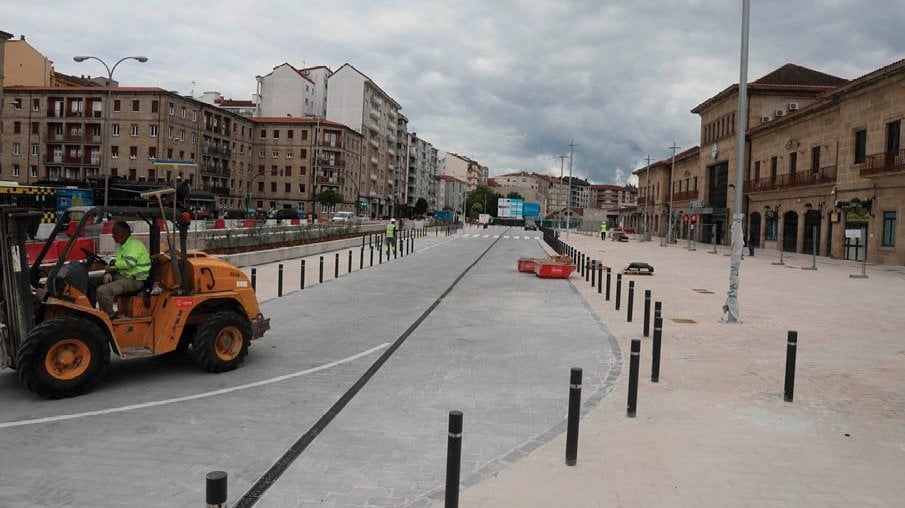 Aspecto de la nueva plaza de la Estación, en A Ponte (JOSÉ PAZ).
