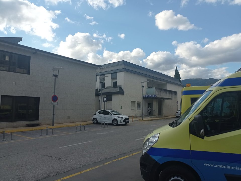 Entrada del servicio de Urgencias del Hospital Público de Valdeorras. (Isaac Cruz)