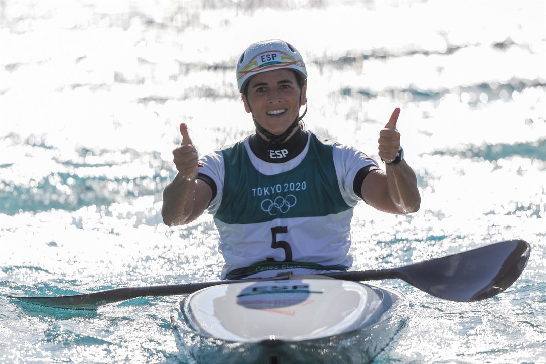 La española Maialen Chourraut reacciona tras competir en la final de kayak femenino por el piragüismo en eslalon de los Juegos Olímpicos 2020