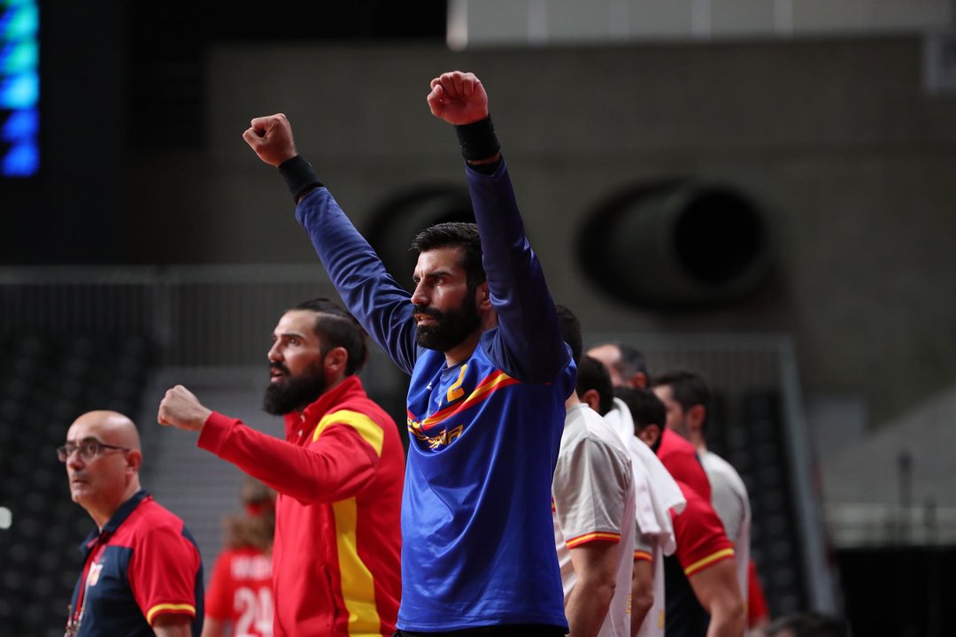 Rodrigo Corrales en el partido de España ante Dinamarca