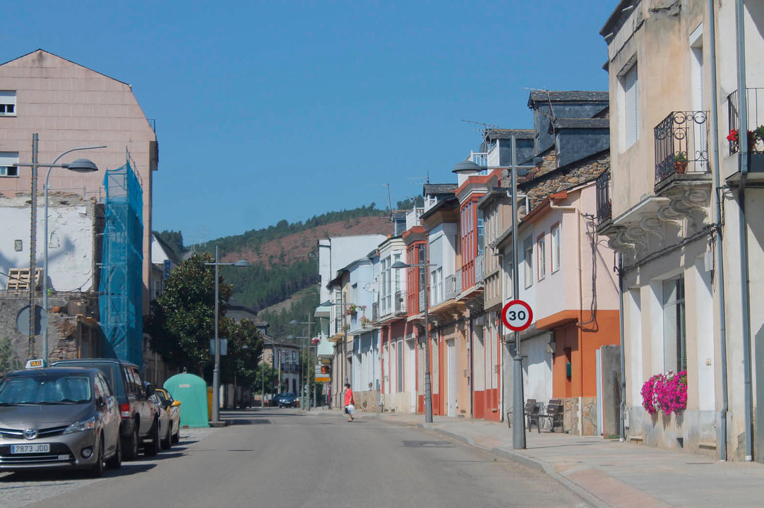 Calle de la localidad de Vilamartín de Valdeorras.