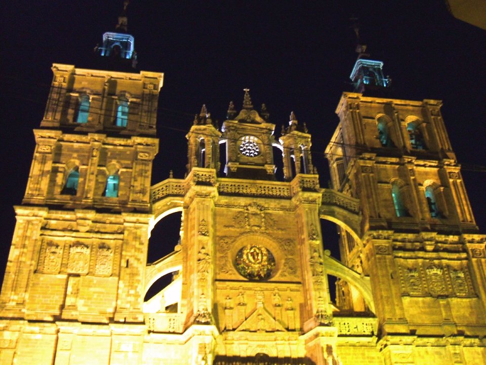 Fachada de la catedral de Astorga.