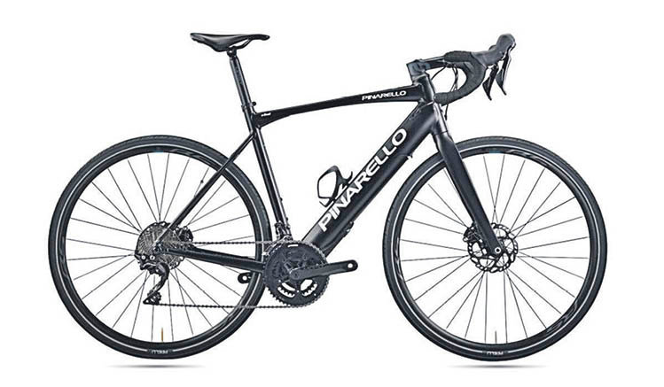 El diseño de la Pinarello está en la línea de las bicicletas italianas.