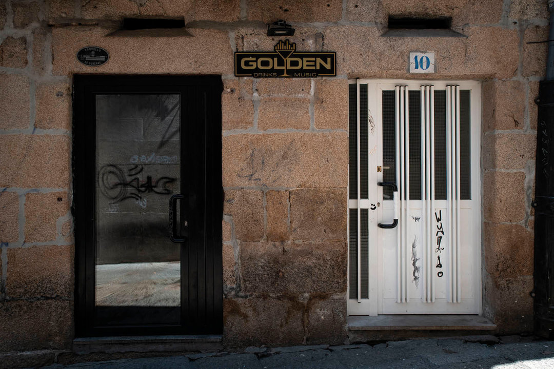 El pub Golden, en el casco antiguo de Ourense (ÓSCAR PINAL).