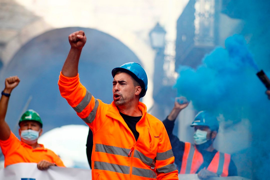 Manifestación en apoyo a los trabajadores de Vestas. EFE/Eliseo Trigo