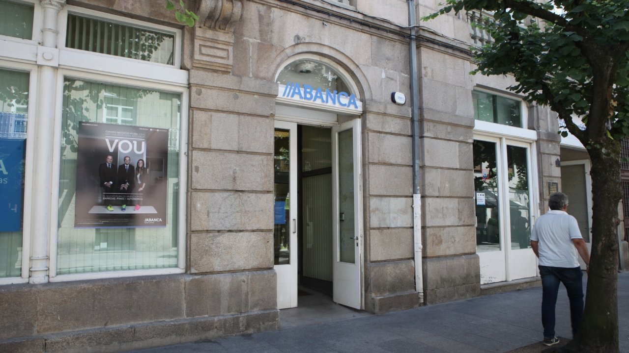 Sucursal de Abanca en Ourense.