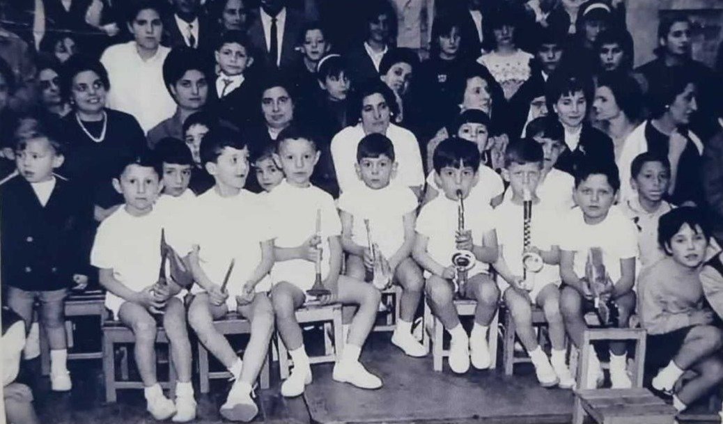 Alumnos de Carmelitas en el año 1966.