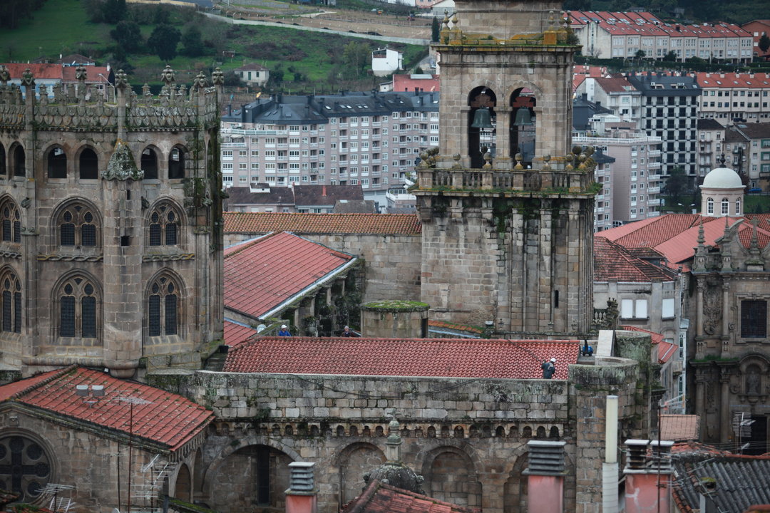 Vista de los tejados de la Catedral de Ourense.