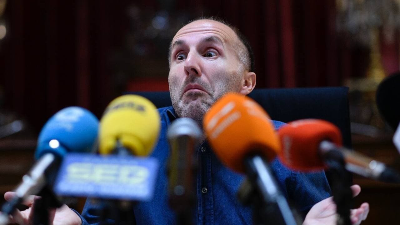 Gonzalo Pérez Jácome en rueda de prensa
