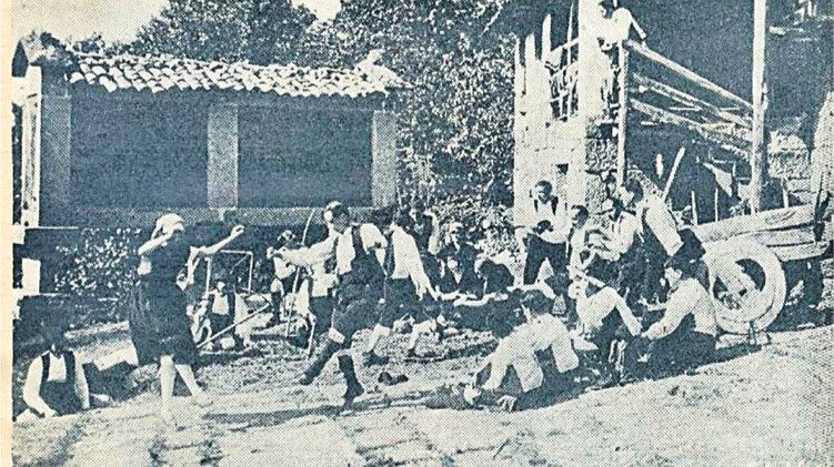En Gustei, Ourense, a 4 de setembro de 1925. Para a película “A Virxen d’o Cristal”. Bailando: María Fernández e Virgilio Fernández.