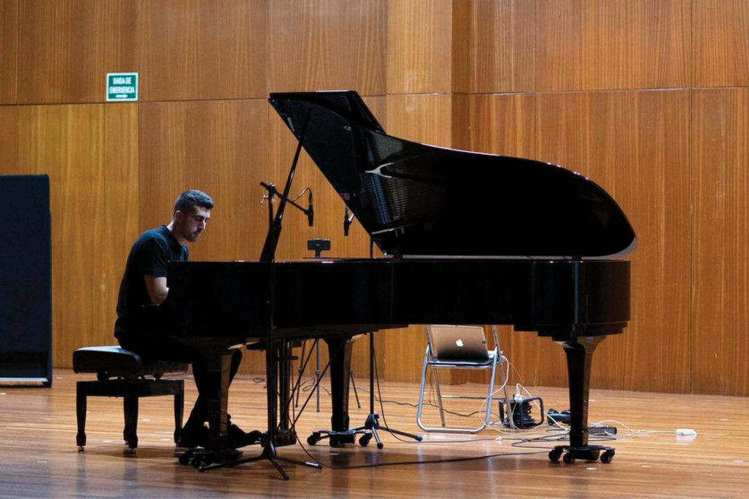 El pianista Álvaro Sierra en el concierto de apertura del curso 2021/22.
