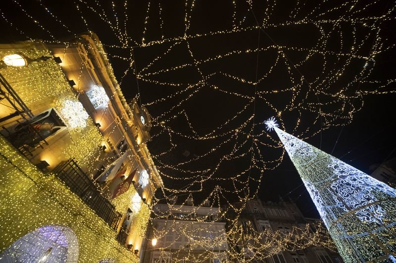 Ourense. 03/12/2021. Inauguración do alumeado de nadal en Ourense.
Foto: Xesús Fariñas
