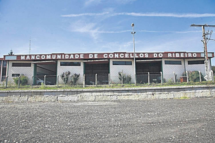 Instalaciones de la Mancomunidad de O Ribeiro, en el municipio de Beade.