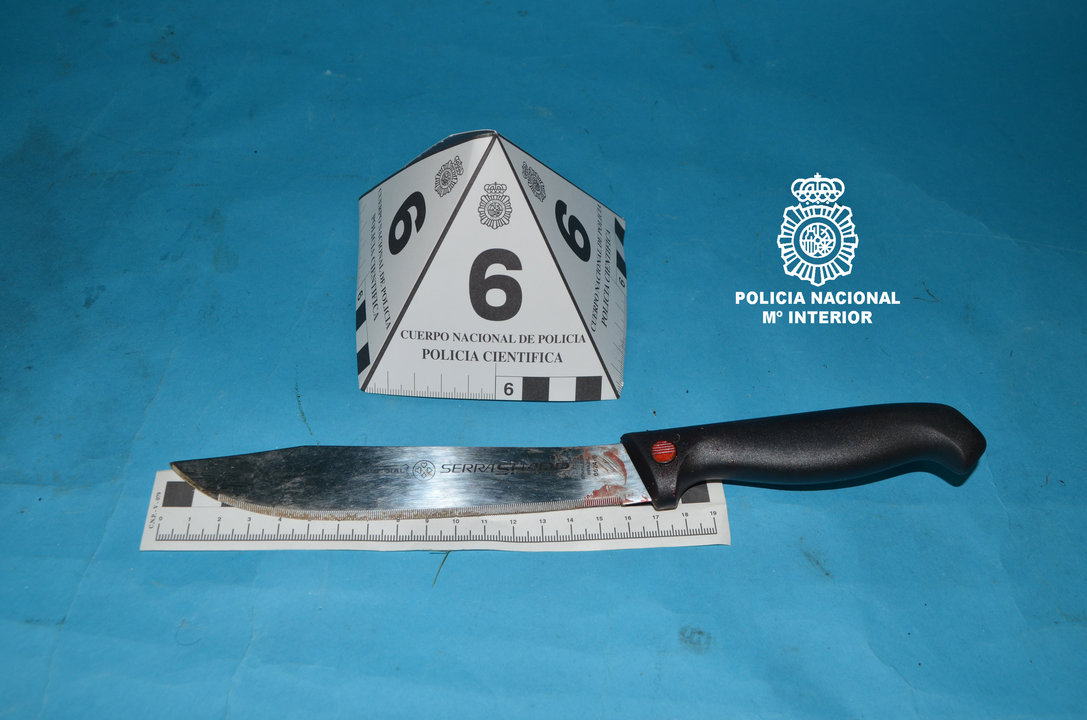 Cuchillo intervenido por la Policía Nacional.