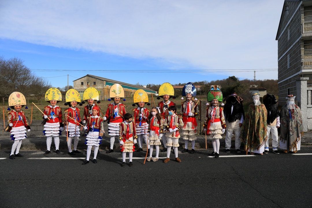 Cualedro. 25/02/2022.- Desfile de entroido infantil en Cualedro. José Paz