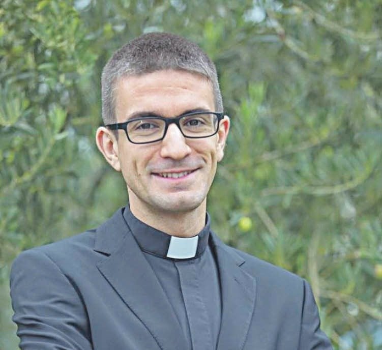 El sacerdote José Manuel Salgado.