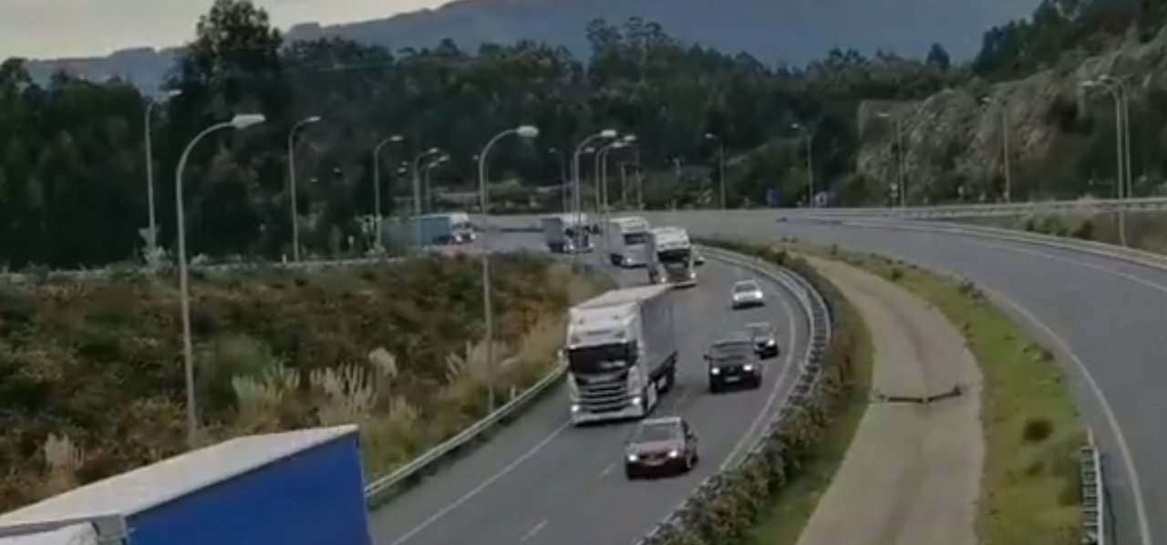 El convoy con materias primas para Estrella Galicia.