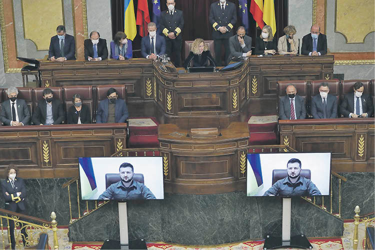 Intervención por videoconferencia del presidente de Ucrania Zelensky en el Congreso. (CHEMA MOYA)