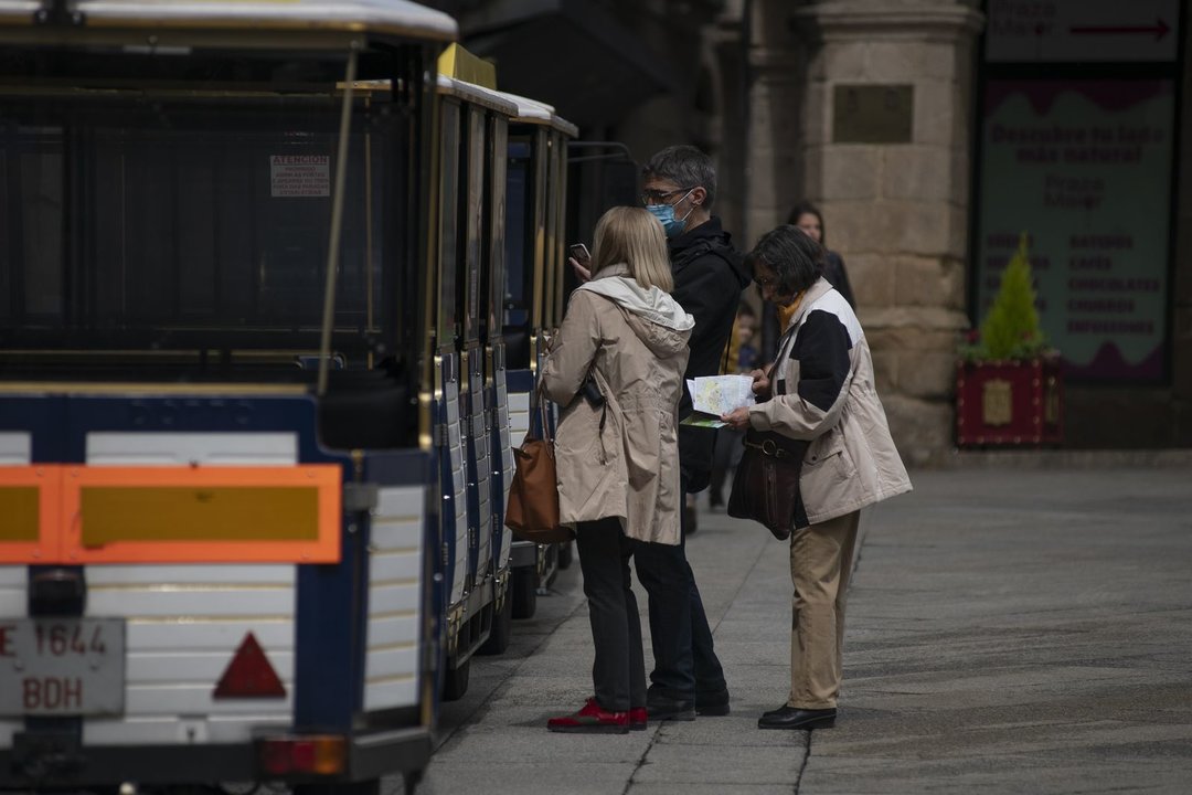 Ourense. 12/04/2022. Turistas na Semana Santa en Ourense.
Foto: Xesús Fariñas