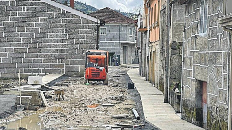 Obras de acondicionamiento de la calle Casanova.