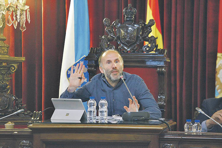 Gonzalo Pérez Jácome, durante el último pleno. (MIGUEL ÁNGEL)