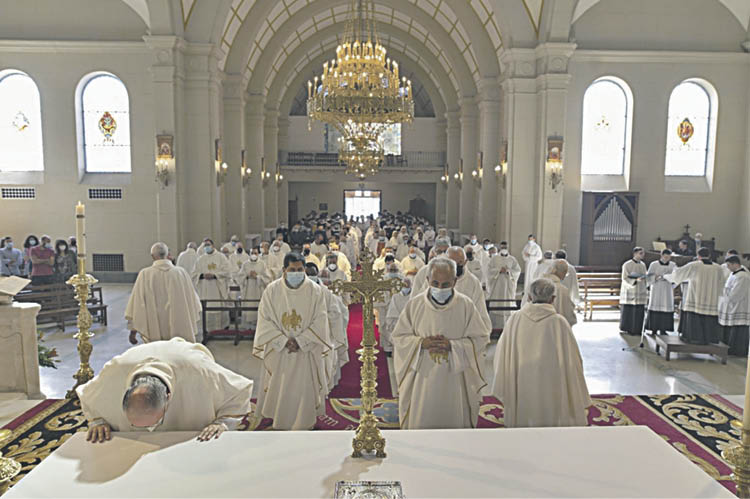 Los sacerdotes celebraron sus 25, 50 y 60 años de servicio.